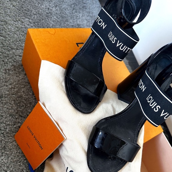Heels Louis Vuitton - Picture 1 of 2